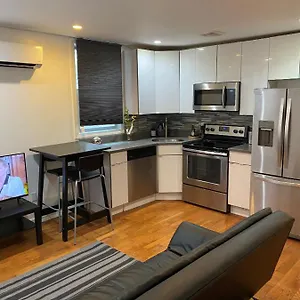  Apartment 2 Bedroom Two Baths Newly Renovated